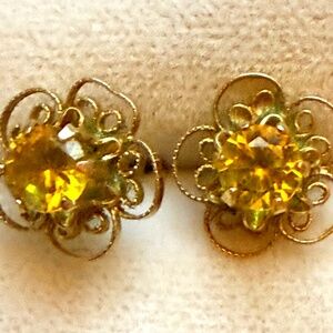 Vintage Florette Stud Earrings with Yellow Stone